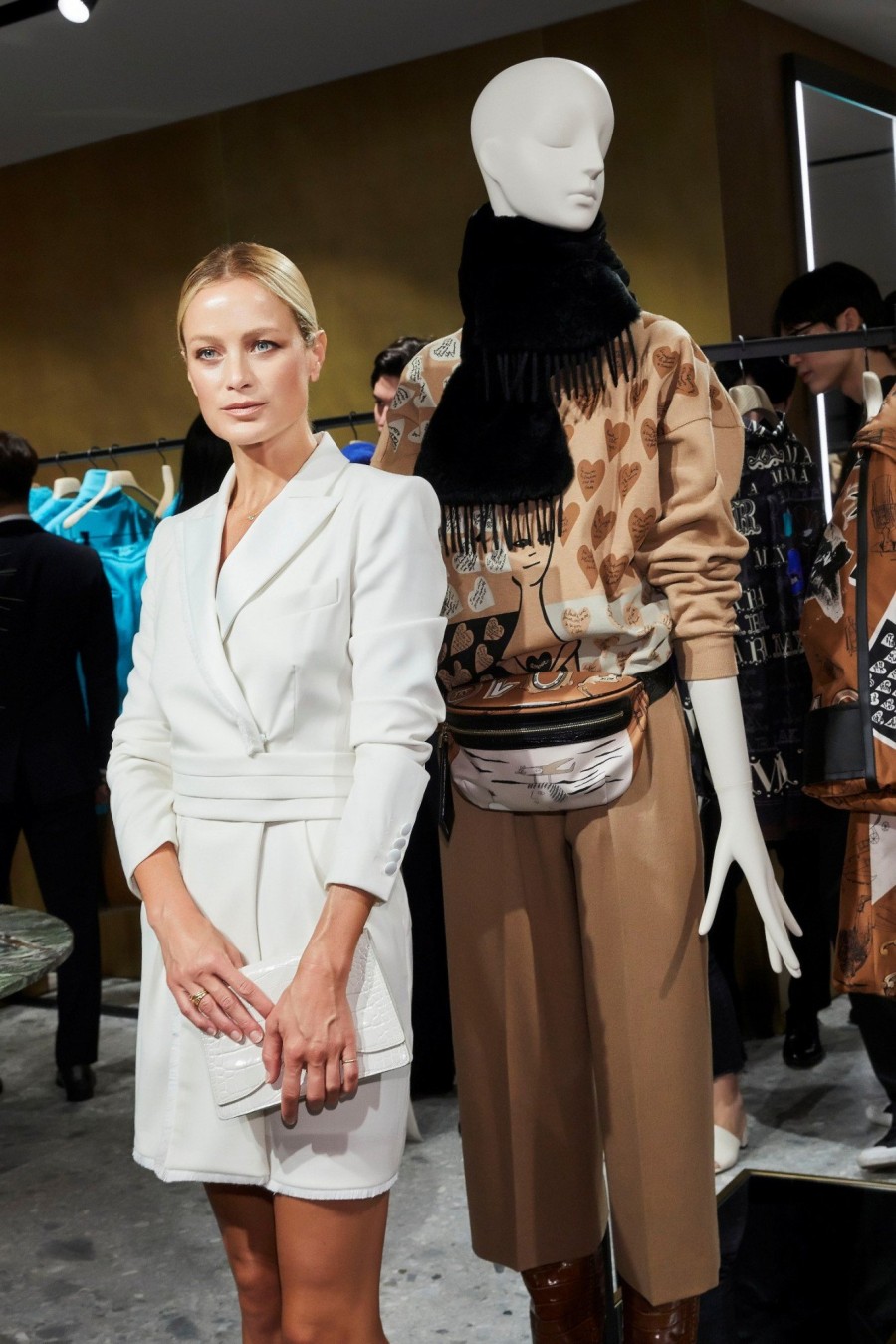 Όσα είδαμε στα εγκαίνια του πρώτου flagship store της Max Mara στην Κορέα- Φωτογραφία 9