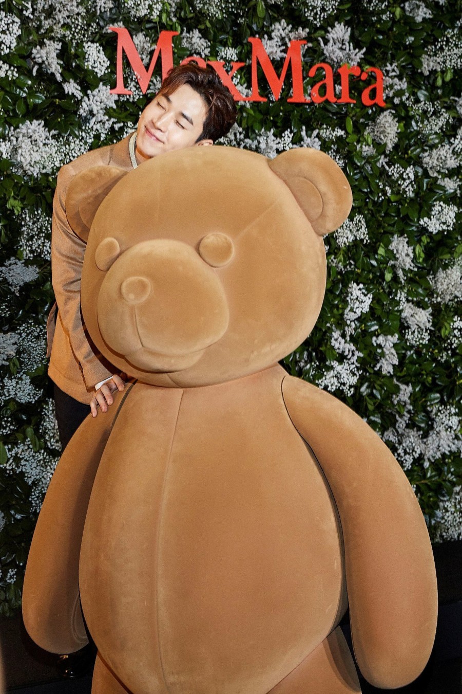 Όσα είδαμε στα εγκαίνια του πρώτου flagship store της Max Mara στην Κορέα- Φωτογραφία 4