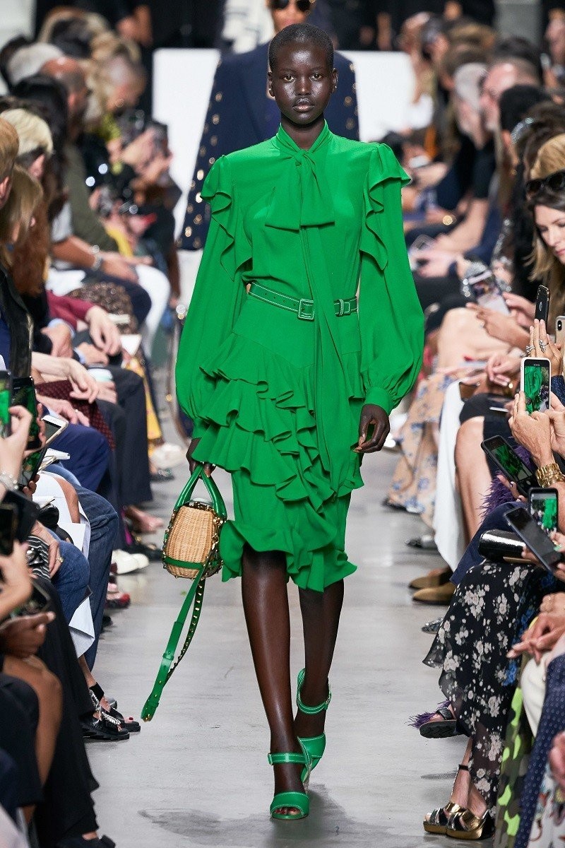 New York Fashion Week: Michael Kors και Marc Jacobs εντυπωσίασαν με τις δημιουργίες τους- Φωτογραφία 4