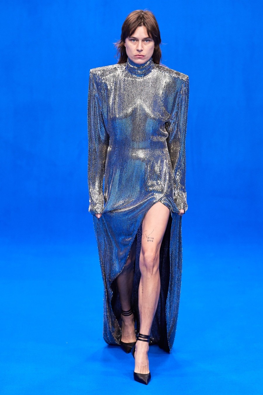 PFW News: Τα shows από το Παρίσι προσφέρουν το απόλυτο θέαμα μόδας- Φωτογραφία 16