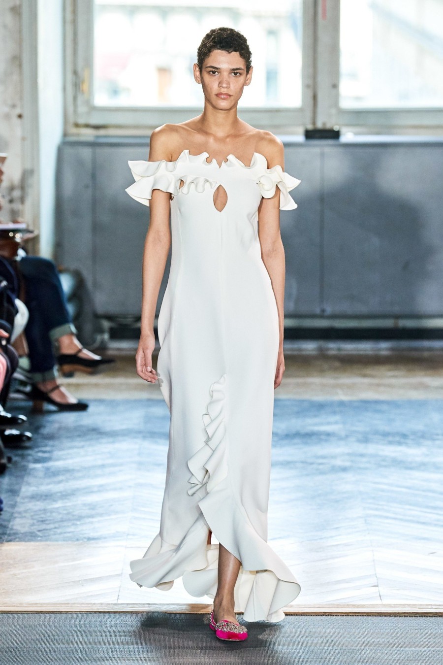 H Chanel αναδείχθηκε σε πρωταγωνίστρια των τελευταίων shows του Paris Fashion Week  - Φωτογραφία 12