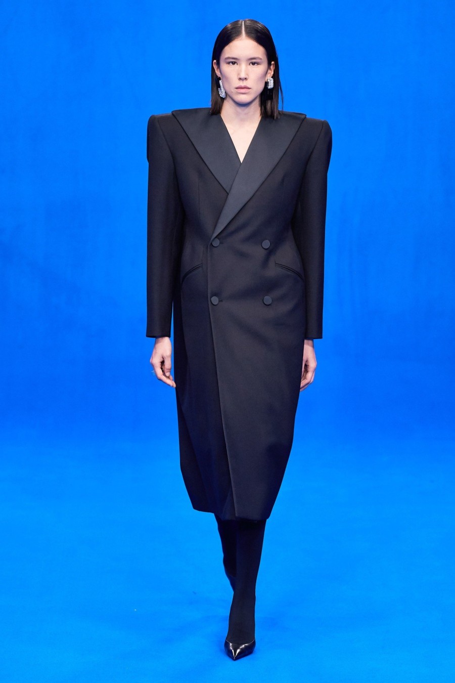 PFW News: Τα shows από το Παρίσι προσφέρουν το απόλυτο θέαμα μόδας- Φωτογραφία 15