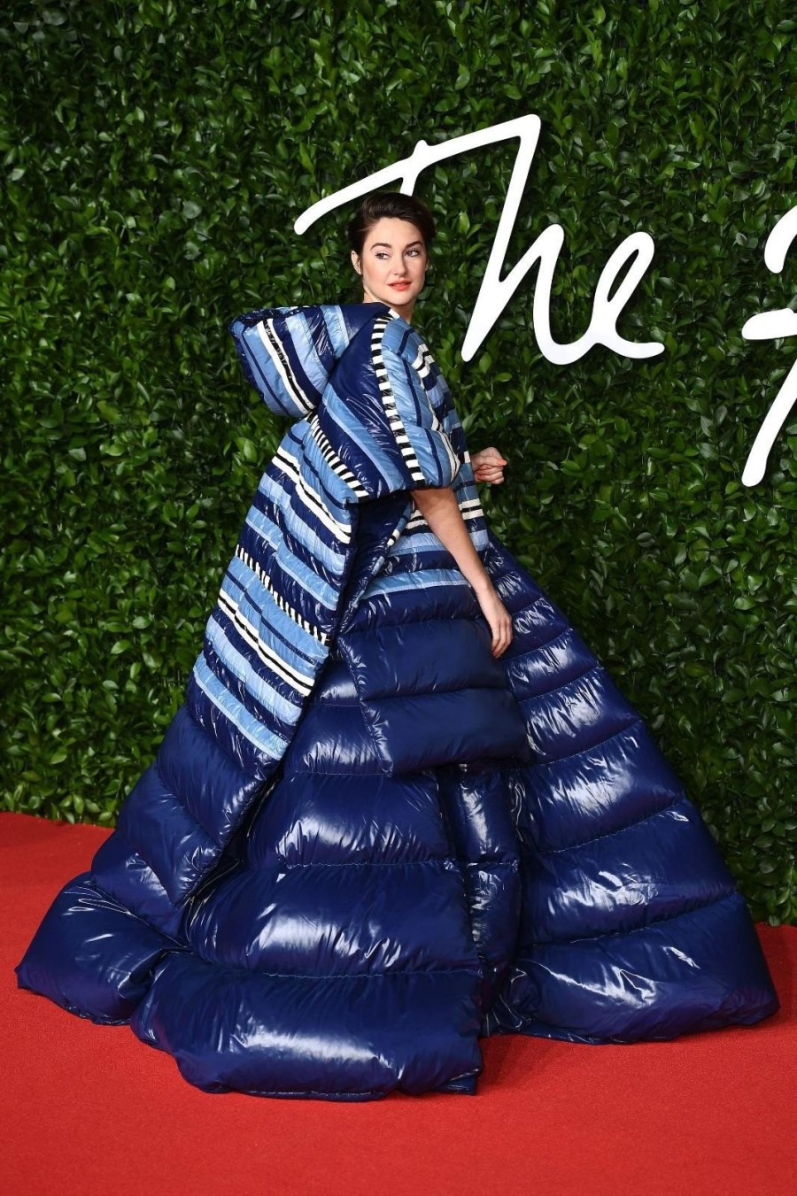 British Fashion Awards 2019: Λαμπερές εμφανίσεις στο red carpet με άρωμα Ελλάδας - Φωτογραφία 8