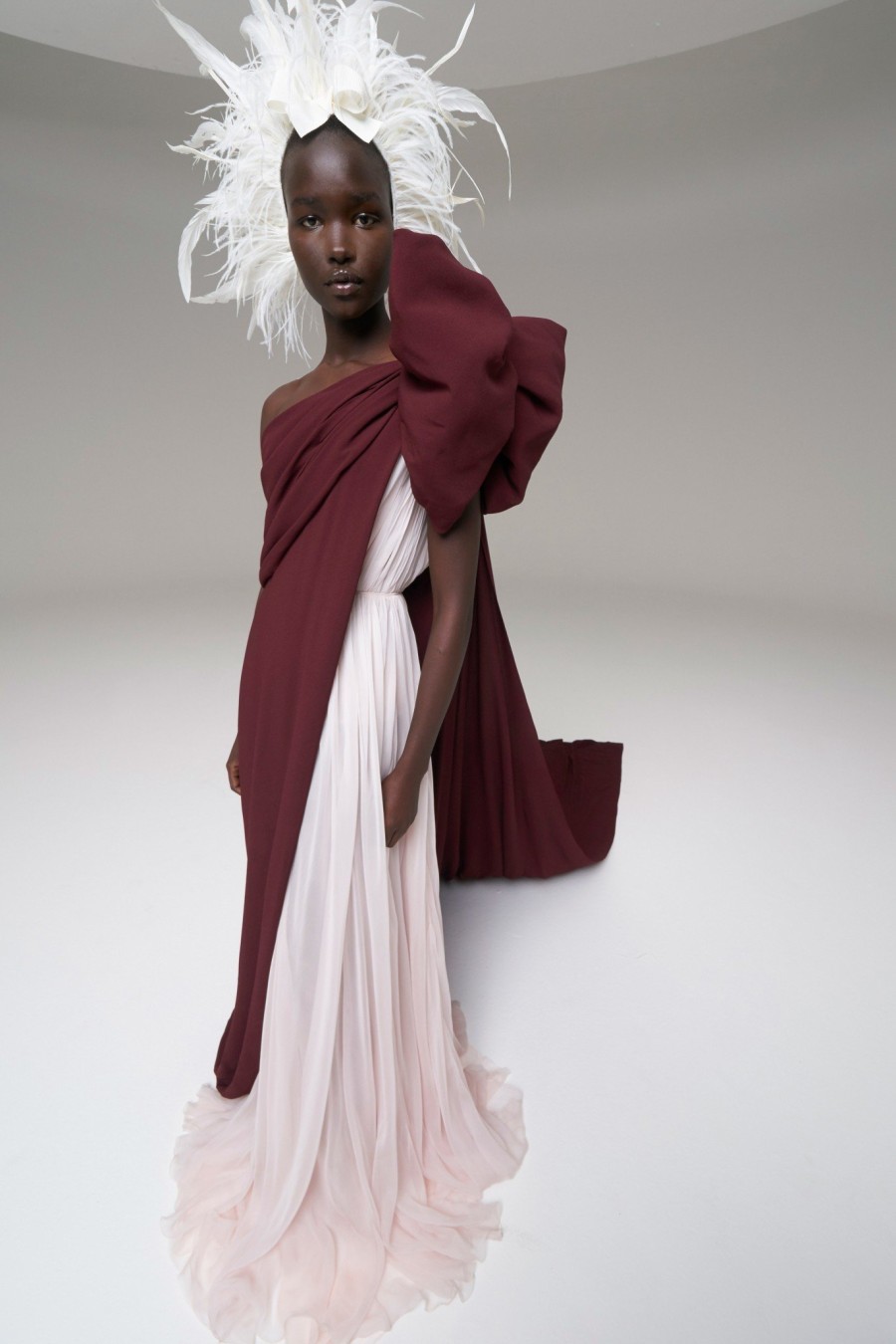 Paris Haute Couture Report: Εντυπωσίασαν Chanel και Giambattista Valli με τις τελευταίες συλλογές τους - Φωτογραφία 4