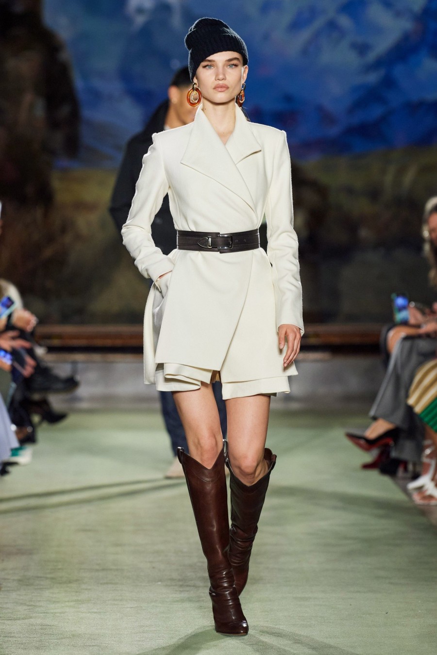 Το φαντασμαγορικό show του Tom Ford και όλα τα νεότερα από την Εβδομάδα Μόδας της Νέας Υόρκης - Φωτογραφία 4