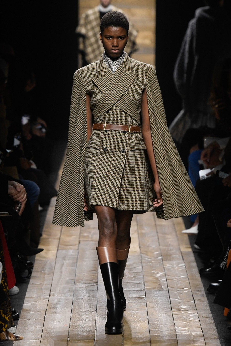 NYFW: Η εμφάνιση-έκπληξη της Miley Cyrus στο show του Marc Jacobs και όλα τα τελευταία νέα της Εβδομάδας Μόδας - Φωτογραφία 6