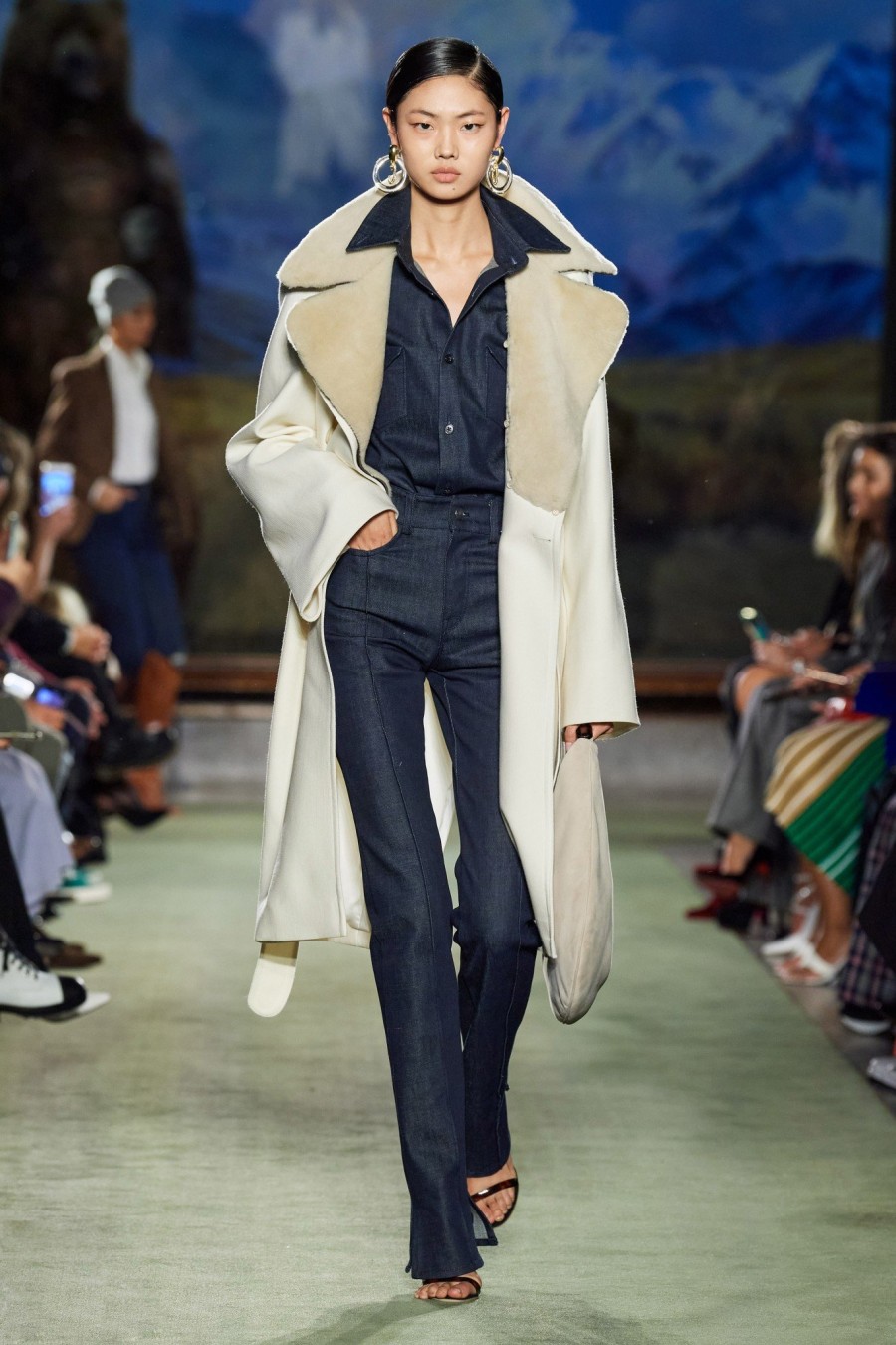 Το φαντασμαγορικό show του Tom Ford και όλα τα νεότερα από την Εβδομάδα Μόδας της Νέας Υόρκης - Φωτογραφία 6