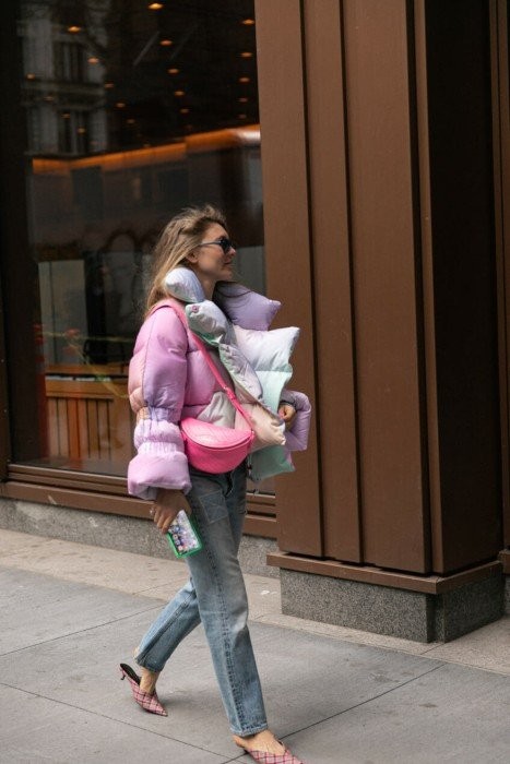 Εμπνευστείτε από τις απόλυτες street style εμφανίσεις που κυριάρχησαν στην Εβδομάδα Μόδας της Νέας Υόρκης - Φωτογραφία 5