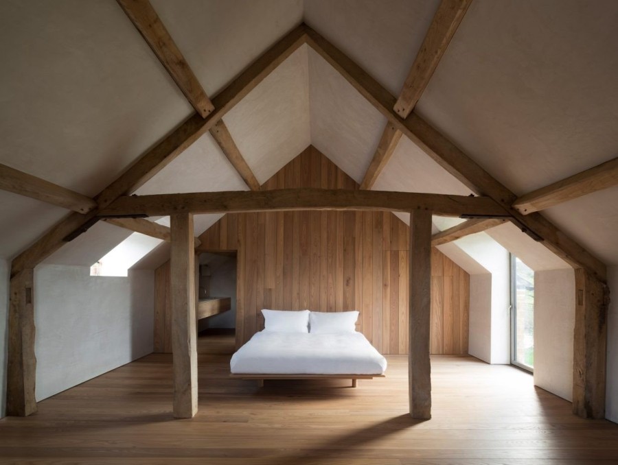 Δείτε πώς ένα αγρόκτημα στην αγγλική εξοχή μετατράπηκε σε μια μίνιμαλ κατοικία- Φωτογραφία 1