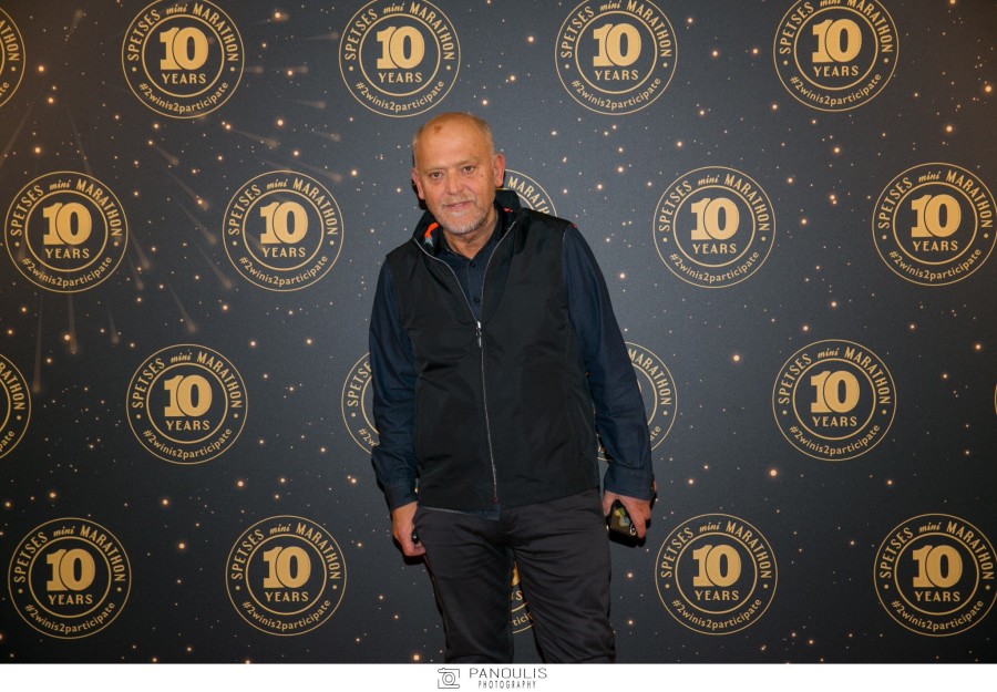 Spetses mini Marathon: Λάμψη και συγκίνηση κυριάρχησε στην εκδήλωση των 10 χρόνων του θεσμού - Φωτογραφία 11