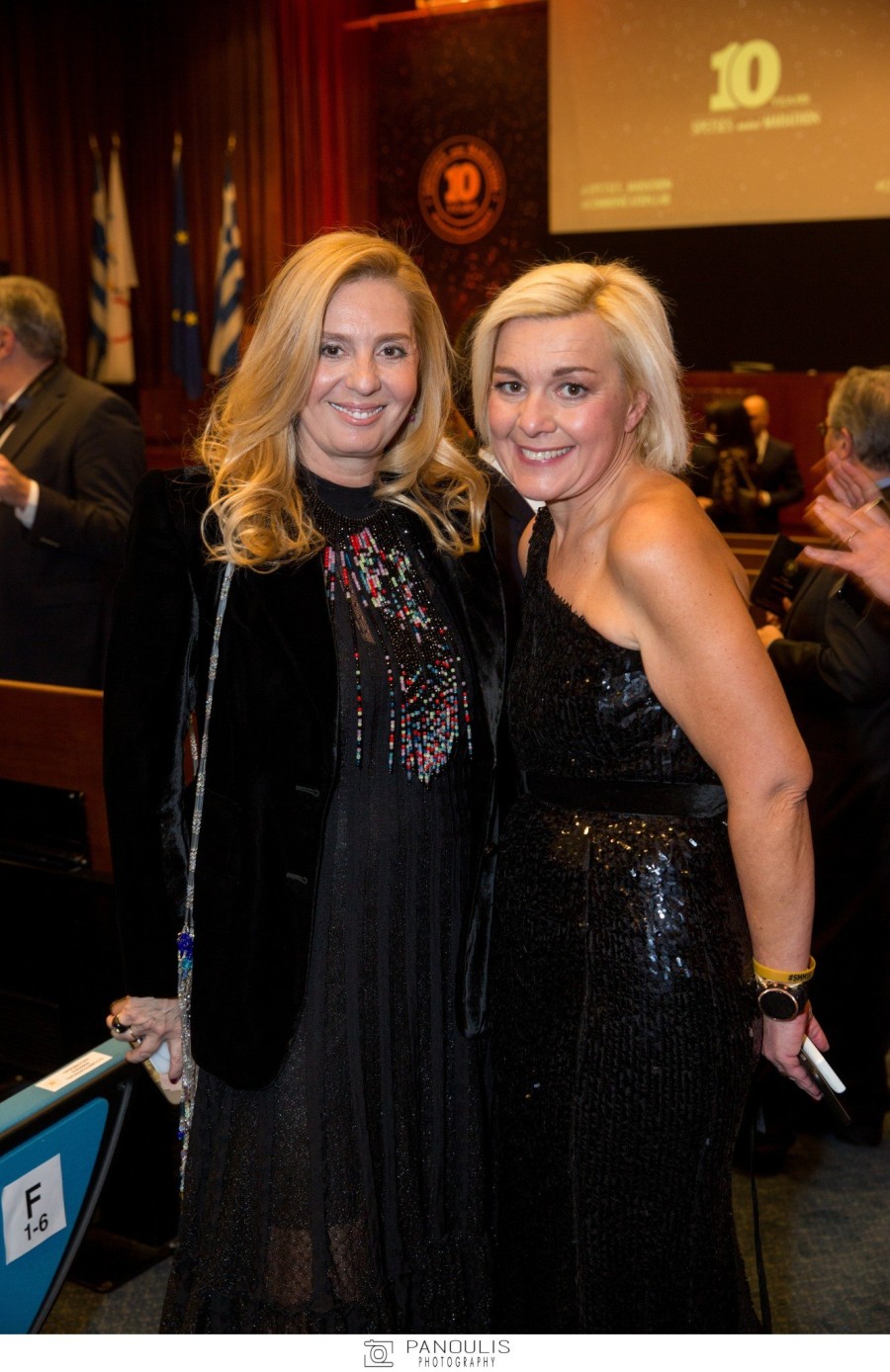 Spetses mini Marathon: Λάμψη και συγκίνηση κυριάρχησε στην εκδήλωση των 10 χρόνων του θεσμού - Φωτογραφία 16