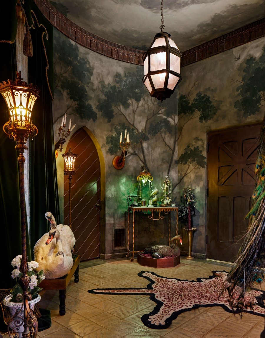 Μια ματιά στο εξωπραγματικό και one-of-a-kind σπίτι της Dita Von Teese στο Los Angeles- Φωτογραφία 4