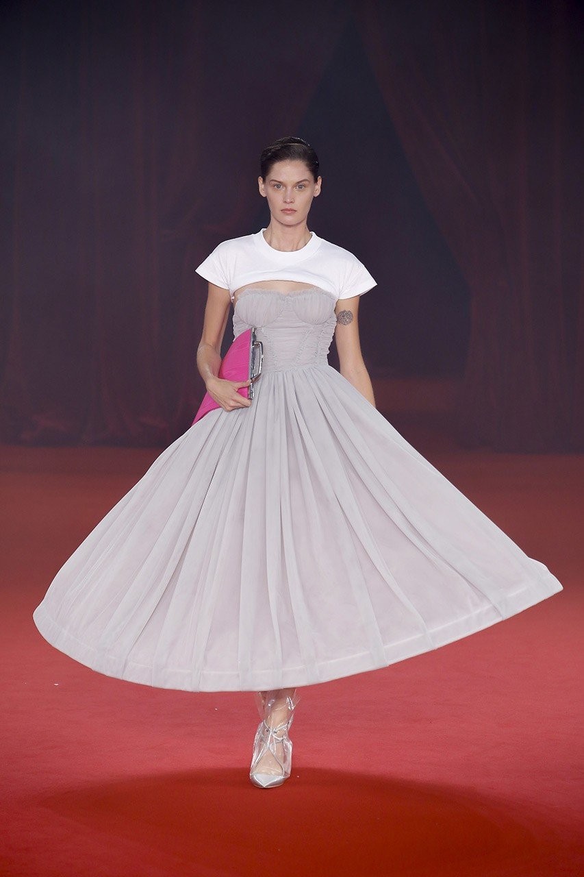 Πηγή έμπνευσης η princess Diana για τη νέα συλλογή του Off White - Φωτογραφία 8