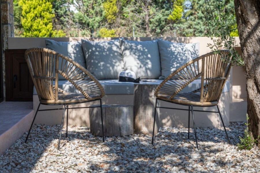 Δύο πανέμορφες boutique βίλες στη Βουρβουρού Χαλκιδικής που σέβονται την αρχιτεκτονική παράδοση του τόπου- Φωτογραφία 1