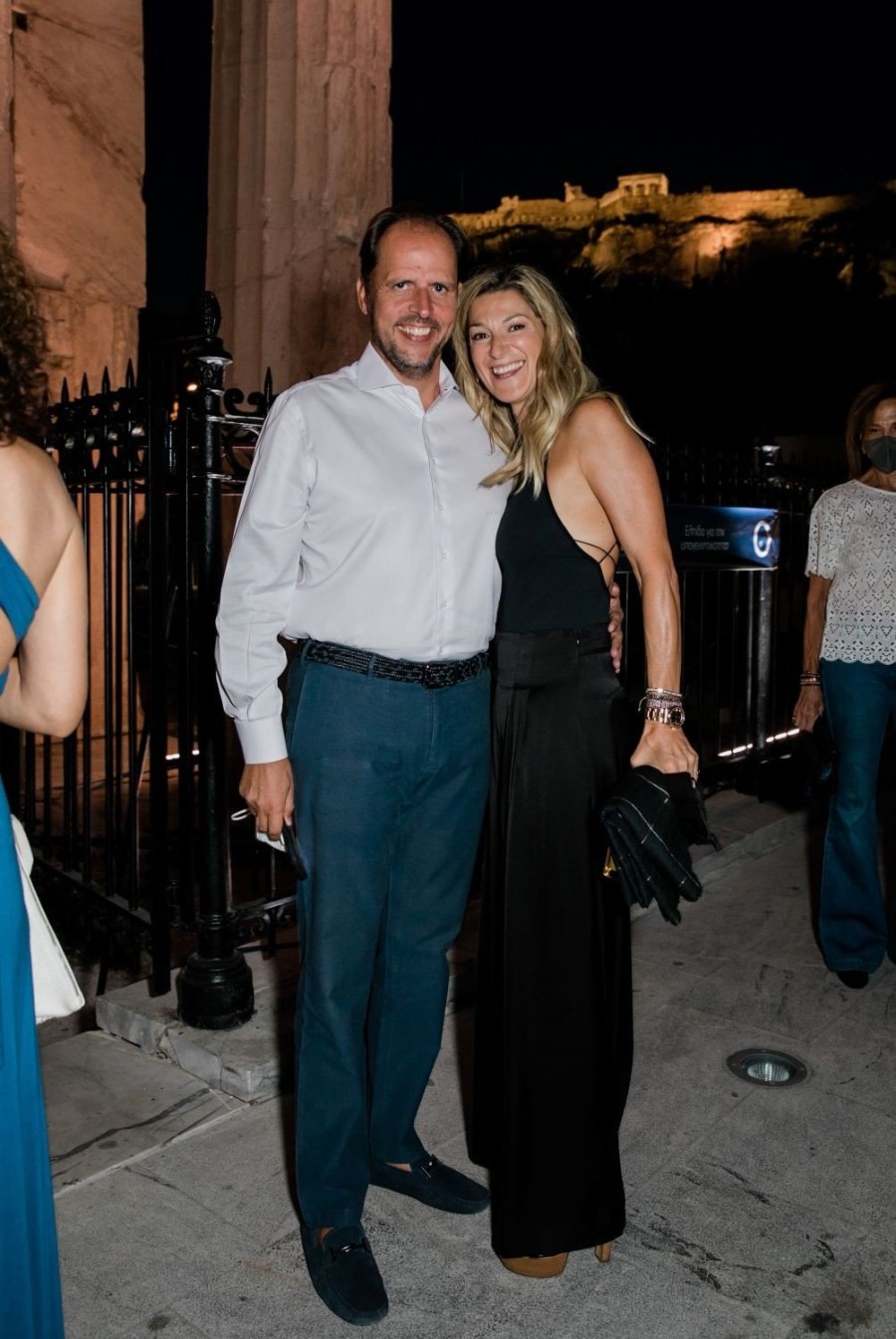 H μοναδική συναυλία του Μίνωα Μάτσα «Ο κόσμος μόνο όταν τον μοιράζεσαι υπάρχει» γέμισε μελωδία τη Ρωμαϊκή Αγορά- Φωτογραφία 8