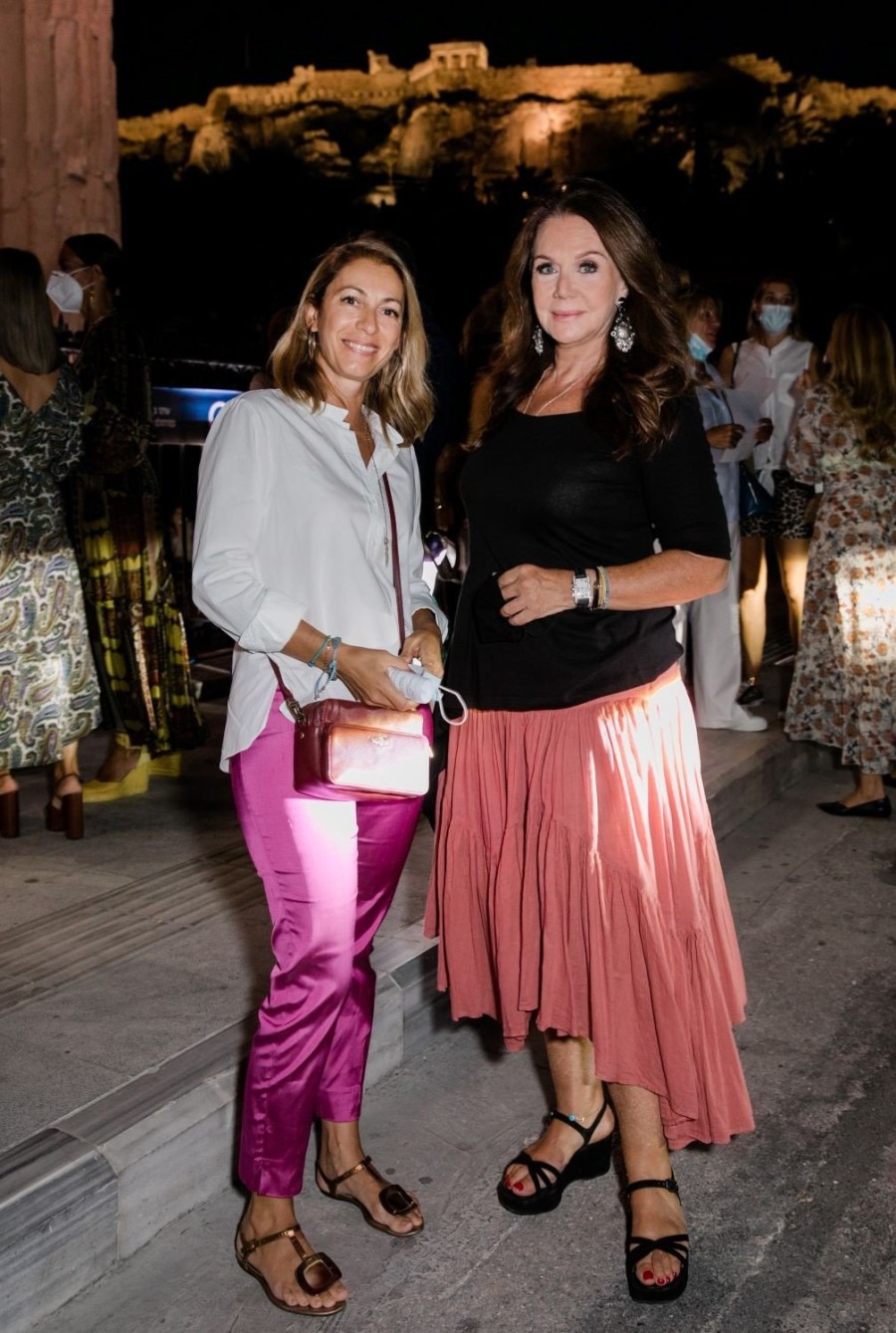 H μοναδική συναυλία του Μίνωα Μάτσα «Ο κόσμος μόνο όταν τον μοιράζεσαι υπάρχει» γέμισε μελωδία τη Ρωμαϊκή Αγορά- Φωτογραφία 9