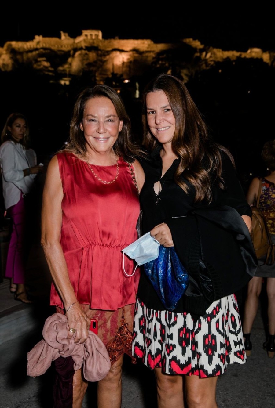 H μοναδική συναυλία του Μίνωα Μάτσα «Ο κόσμος μόνο όταν τον μοιράζεσαι υπάρχει» γέμισε μελωδία τη Ρωμαϊκή Αγορά- Φωτογραφία 11