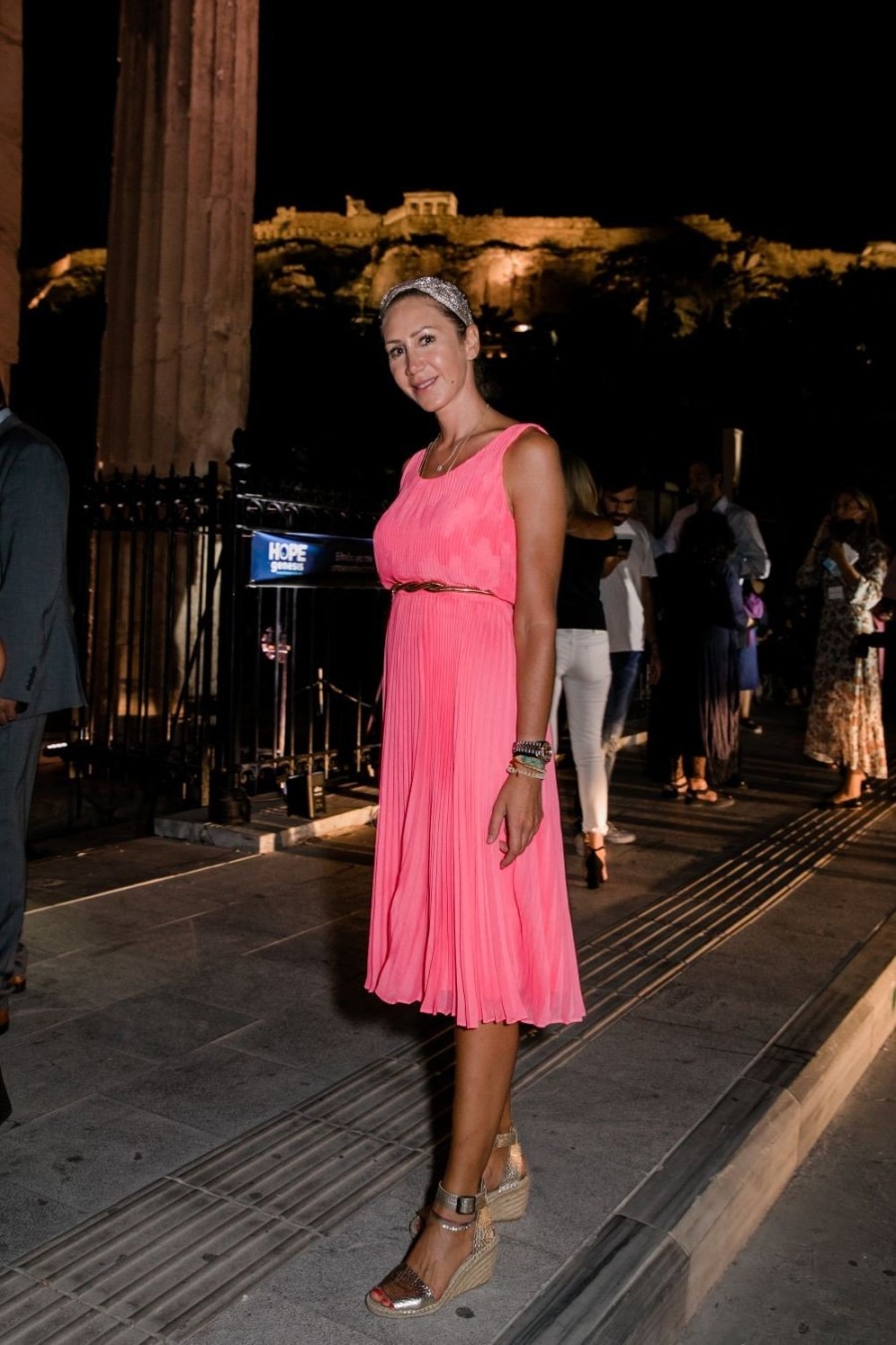 H μοναδική συναυλία του Μίνωα Μάτσα «Ο κόσμος μόνο όταν τον μοιράζεσαι υπάρχει» γέμισε μελωδία τη Ρωμαϊκή Αγορά- Φωτογραφία 6