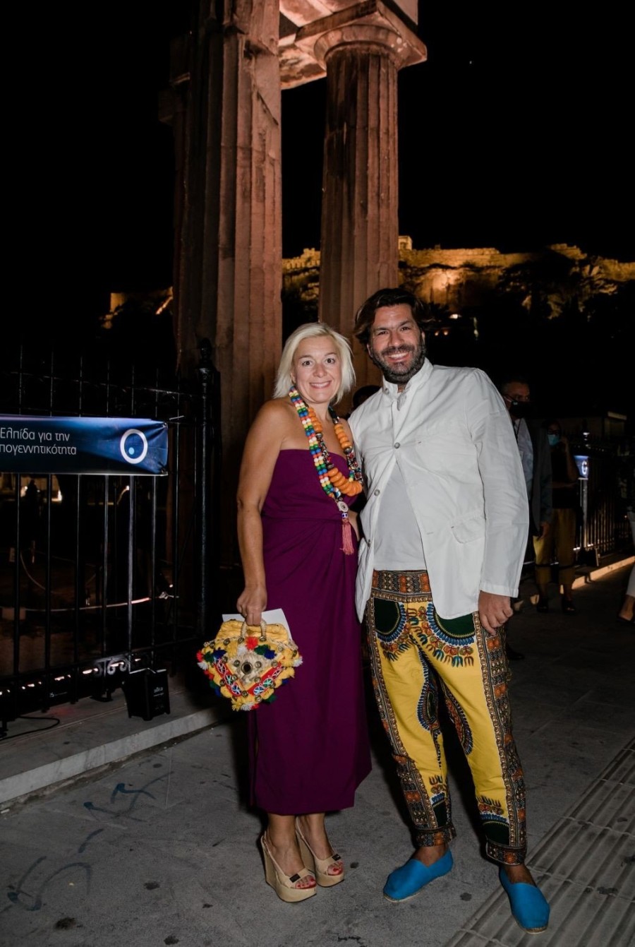 H μοναδική συναυλία του Μίνωα Μάτσα «Ο κόσμος μόνο όταν τον μοιράζεσαι υπάρχει» γέμισε μελωδία τη Ρωμαϊκή Αγορά- Φωτογραφία 5