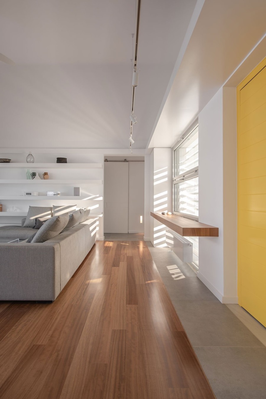 Το μοντερνιστικό beach house Neratza στην Πελοπόννησο είναι ό,τι πιο όμορφο θα δείτε σήμερα- Φωτογραφία 5