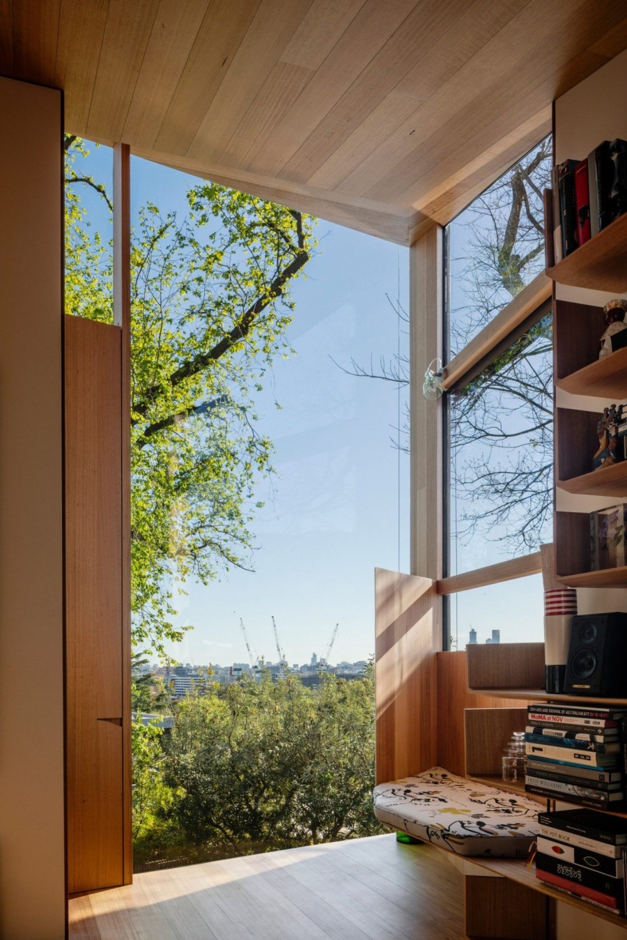 Στο σπίτι του αρχιτέκτονα John Wardle, το ξύλο είναι ο κυρίαρχος του παιχνιδιού- Φωτογραφία 2