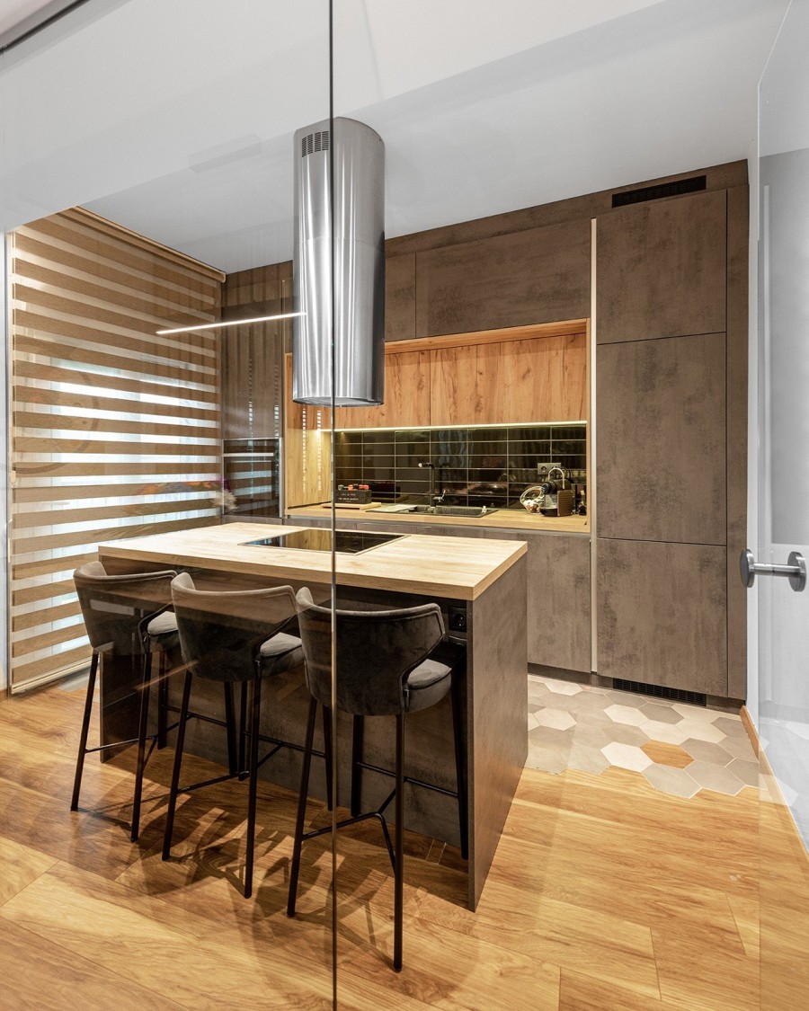 Ηouse in the hills: Ένα διαμέρισμα στη Θεσσαλονίκη με ειδικές κατασκευές και κυρίαρχο υλικό το ξύλο - Φωτογραφία 2