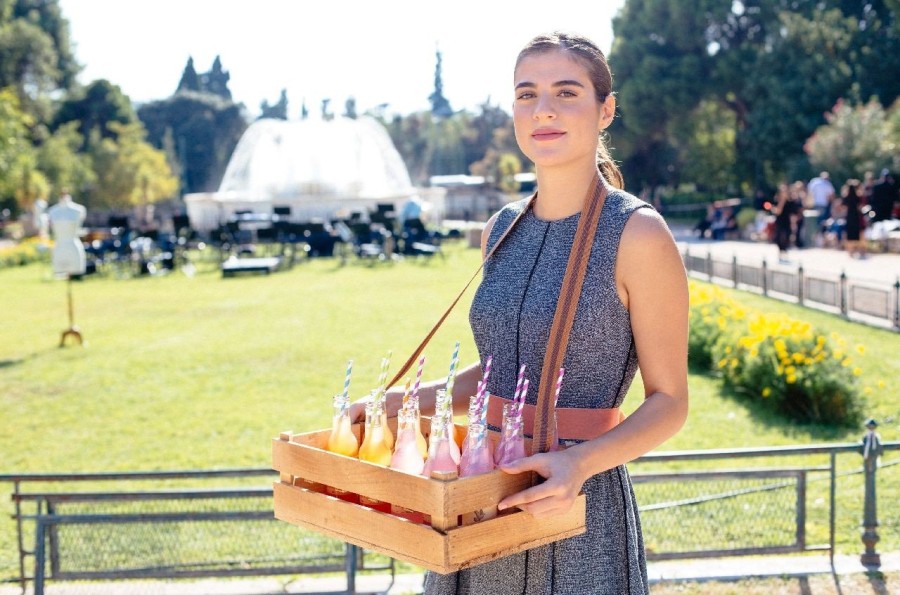 Οι λαμπεροί καλεσμένοι στο show του σχεδιαστή Βασίλη Ζούλια- Φωτογραφία 2