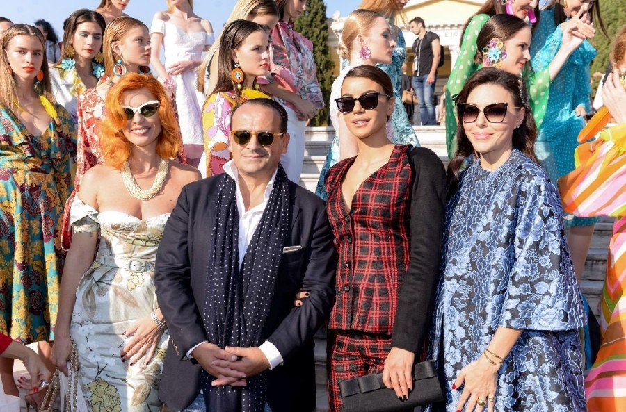 Οι λαμπεροί καλεσμένοι στο show του σχεδιαστή Βασίλη Ζούλια- Φωτογραφία 17