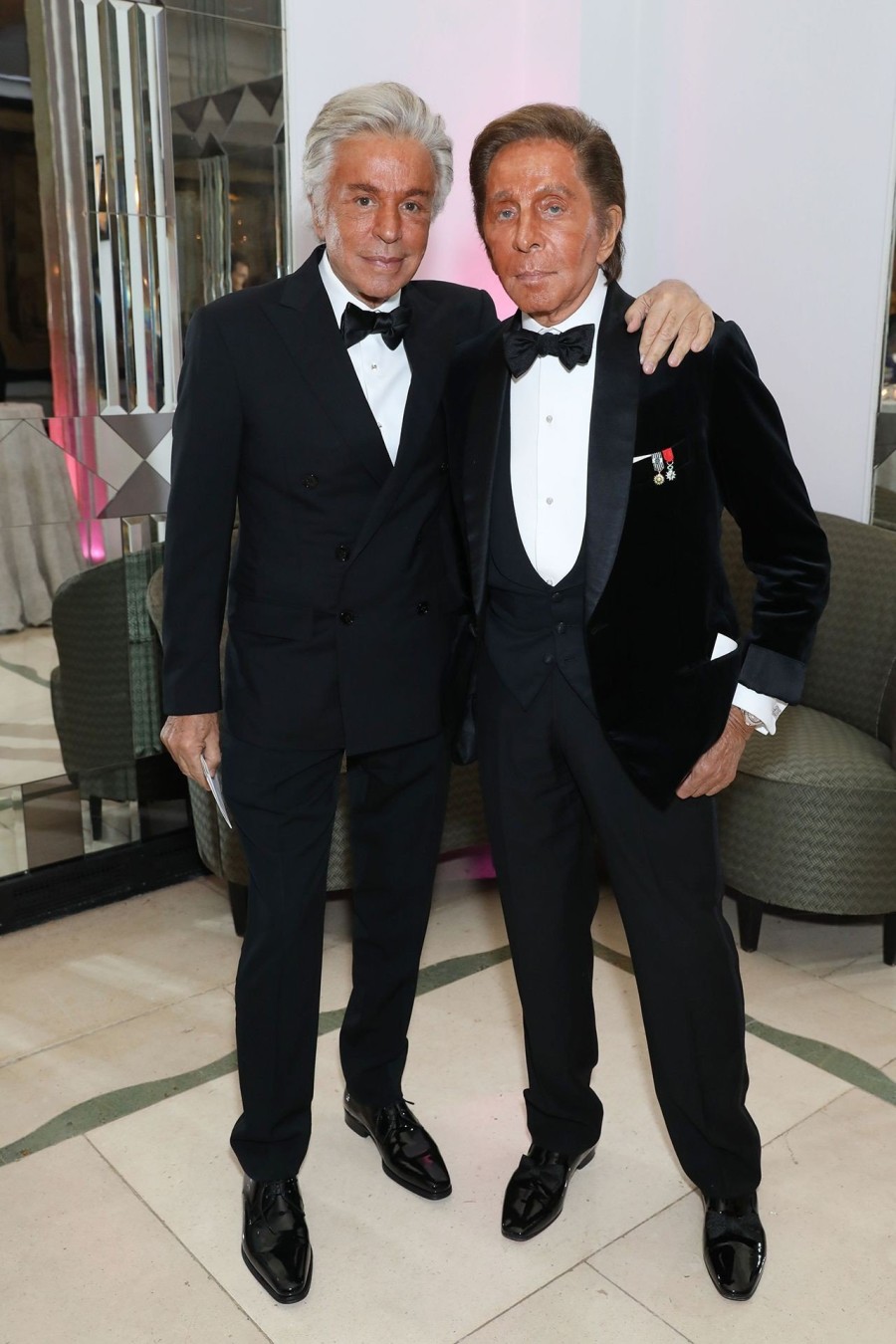 O Valentino βραβεύεται στην Αμερική με το Golden Plate Award- Φωτογραφία 1