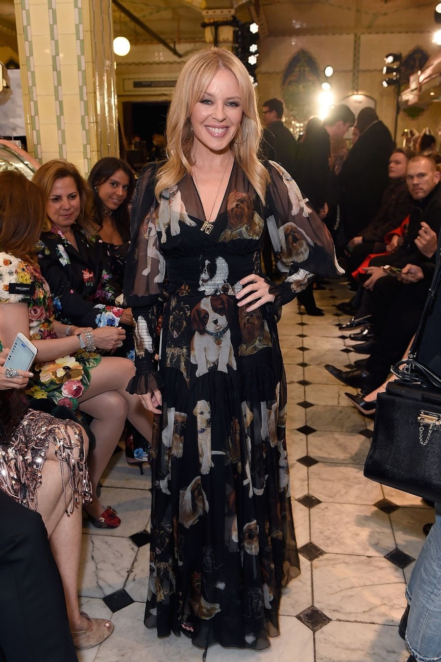 Οι Dolce & Gabbana μεταμορφώνουν τα Harrods του Λονδίνου για μια βραδιά - Φωτογραφία 3