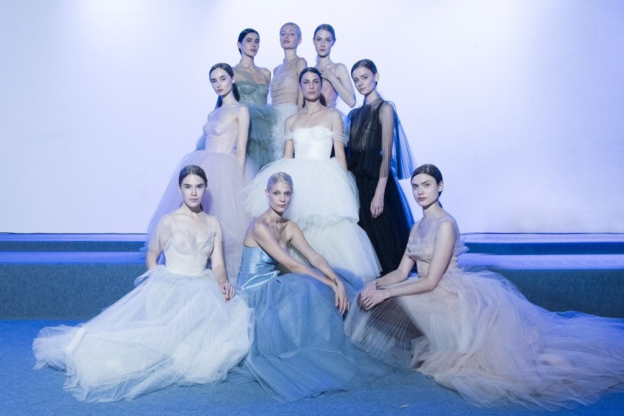 Στο backstage του couture show των Mi-Ro - Φωτογραφία 18