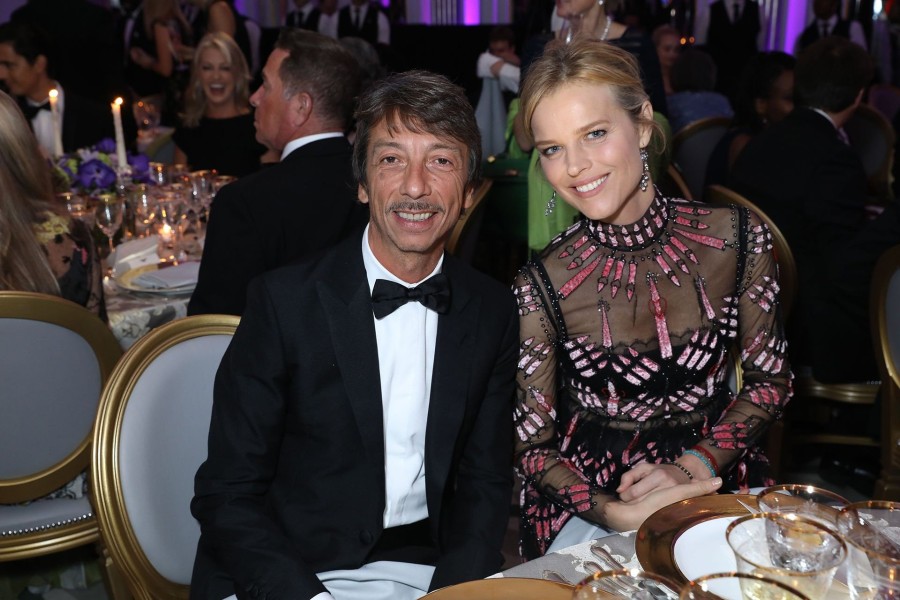 O Valentino βραβεύεται στην Αμερική με το Golden Plate Award- Φωτογραφία 4