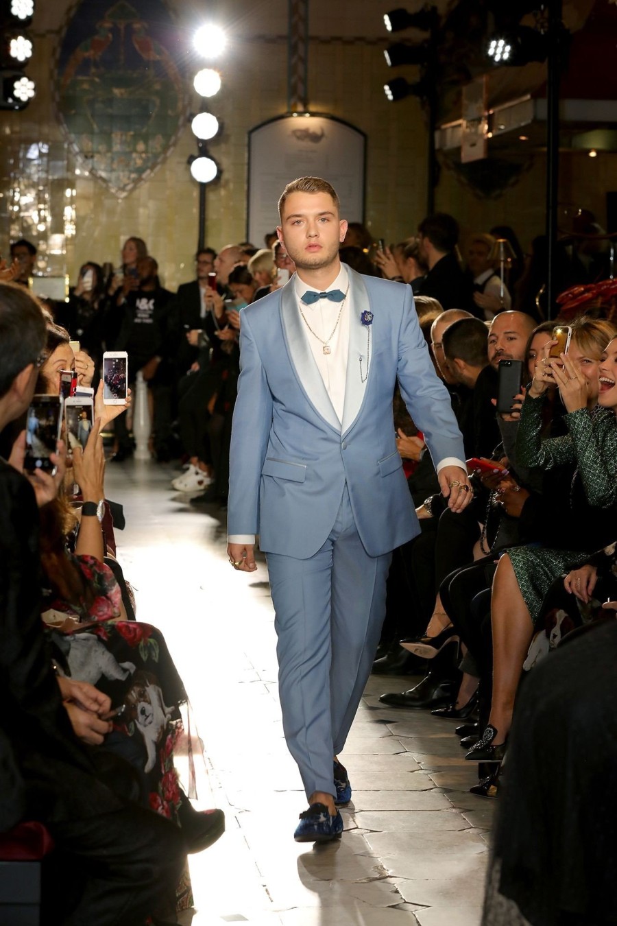 Οι Dolce & Gabbana μεταμορφώνουν τα Harrods του Λονδίνου για μια βραδιά - Φωτογραφία 8