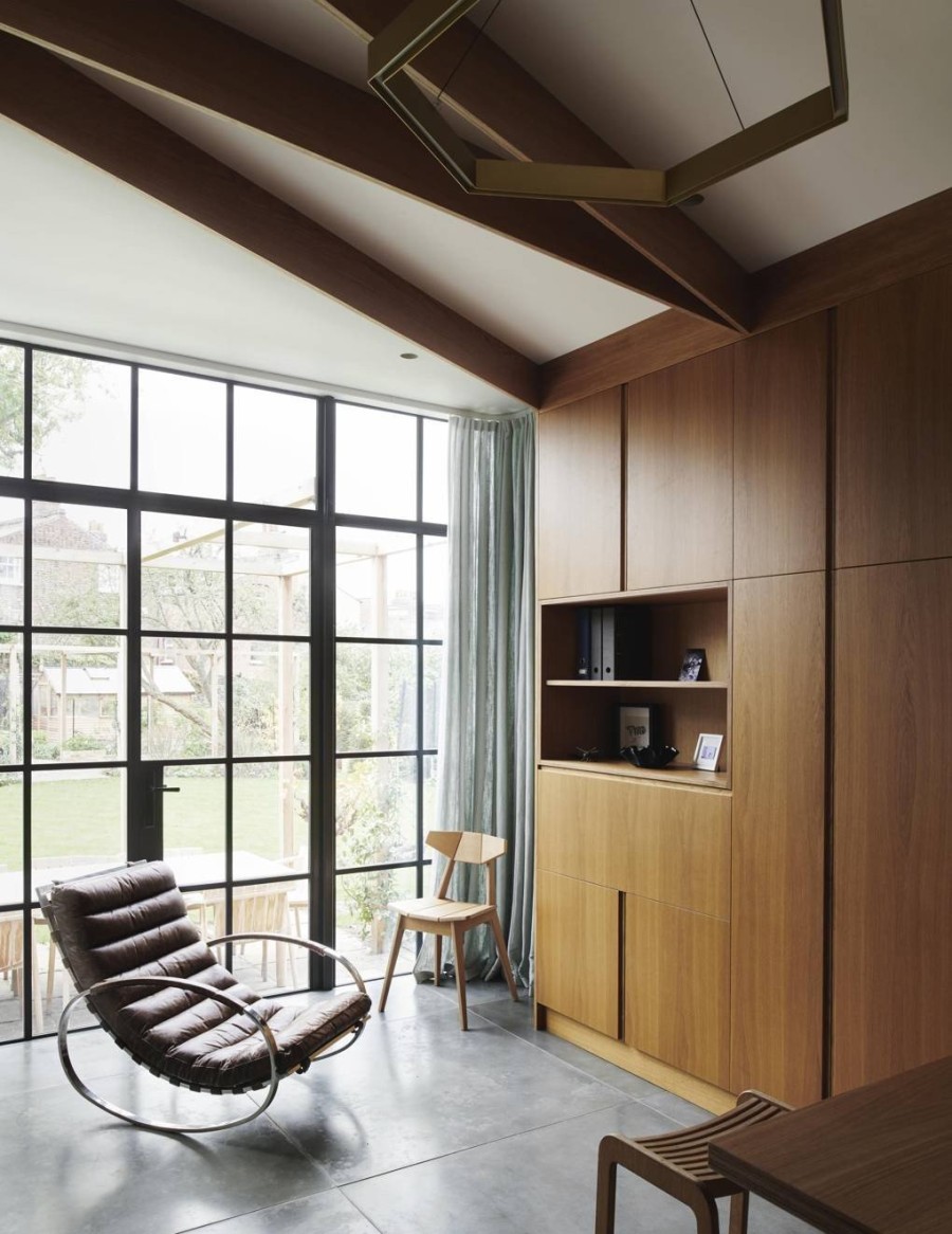 Μια κατοικία στο βόρειο Λονδίνο συνδυάζει τη διαχρονική διακόσμηση με τις μοντέρνες πινελιές- Φωτογραφία 4