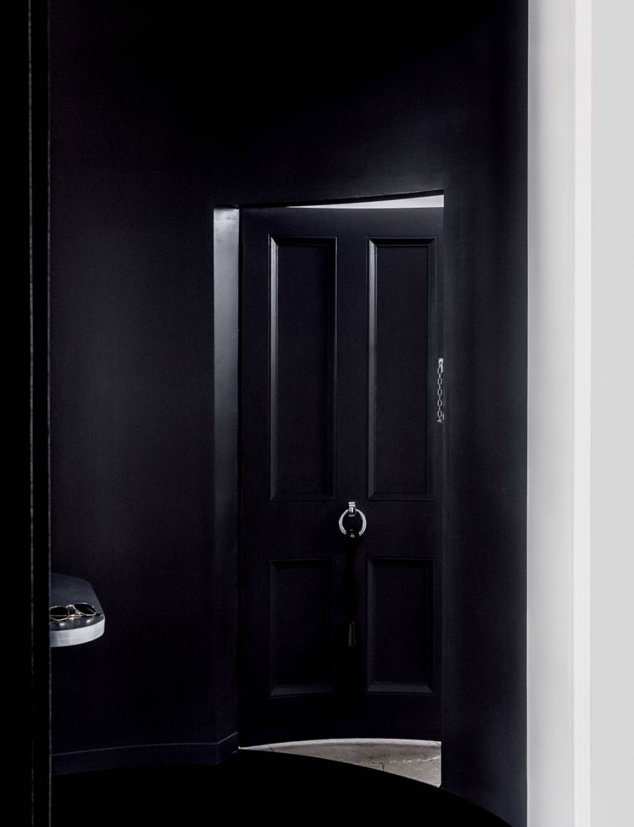 Το στιλ διακόσμησης της δεκαετίας του '70 αποτυπώνεται με τον πιο σύγχρονο τρόπο σε αυτήν την κατοικία στο Λονδίνο- Φωτογραφία 3