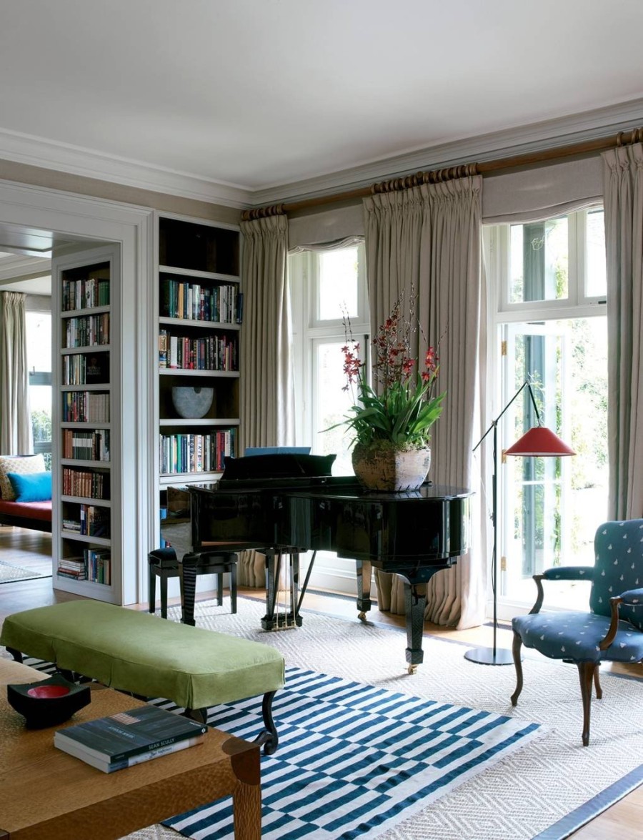 Μια κατοικία που ξεχωρίζει για τις μοντέρνες πινελιές που δένουν με την αδιαμφισβήτητη διαχρονικότητα - Φωτογραφία 1