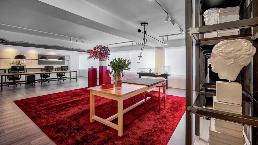 Ένας νέος χώρος που συνδυάζει εργαστήριο και showroom κοσμημάτων ξεχωρίζει για την αισθητική του- Φωτογραφία 2