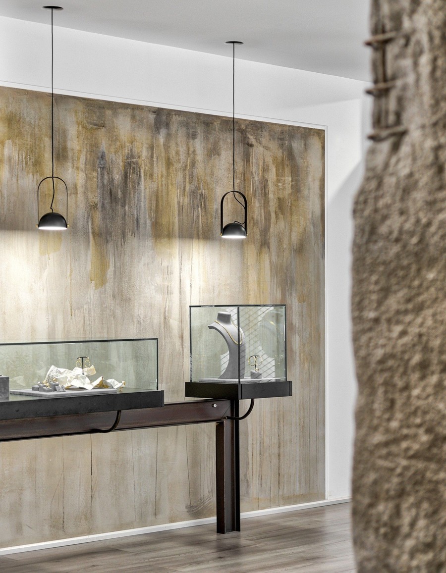 Ένας νέος χώρος που συνδυάζει εργαστήριο και showroom κοσμημάτων ξεχωρίζει για την αισθητική του- Φωτογραφία 8