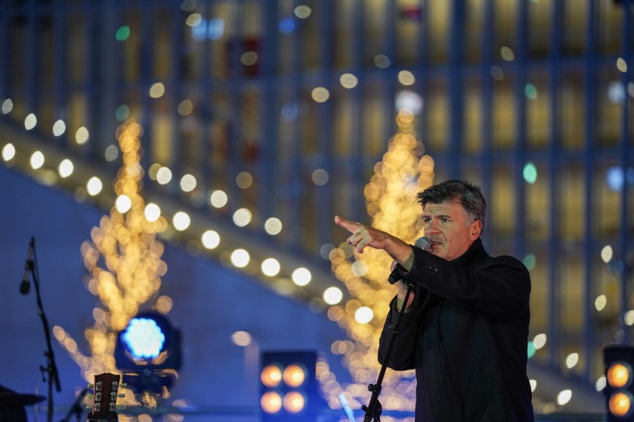 Η διευθύντρια Προγραμματισμού & Παραγωγής του ΚΠΙΣΝ, Γαβριέλλα Τριανταφύλλη, μας μιλάει για τον λαμπερό Χριστουγεννιάτικο Κόσμο- Φωτογραφία 5