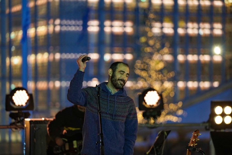 Η διευθύντρια Προγραμματισμού & Παραγωγής του ΚΠΙΣΝ, Γαβριέλλα Τριανταφύλλη, μας μιλάει για τον λαμπερό Χριστουγεννιάτικο Κόσμο- Φωτογραφία 1