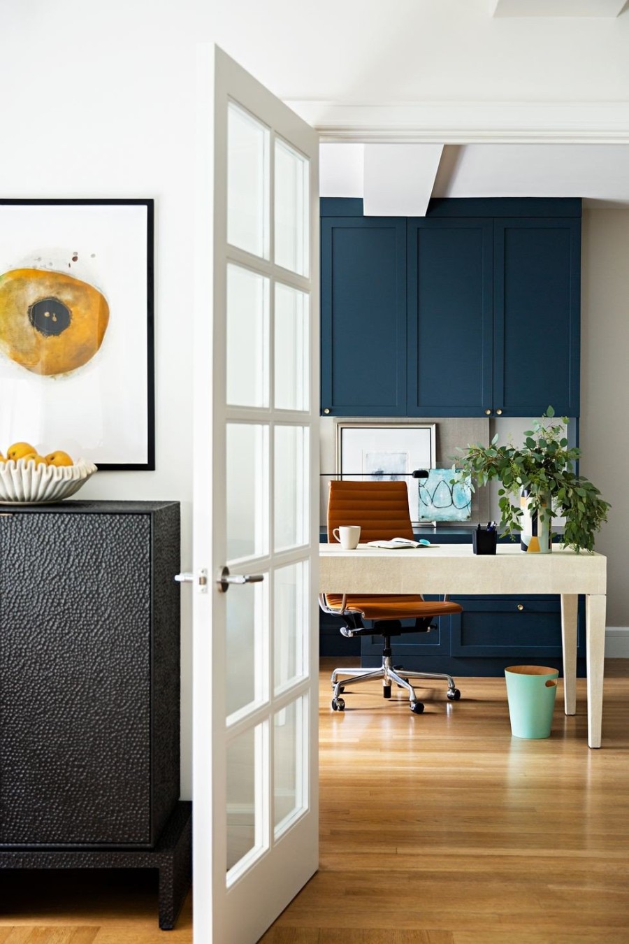 Ένα cool διαμέρισμα στο Manhattan που συνδυάζει τα μοναδικά art στοιχεία με τη διαχρονική αισθητική- Φωτογραφία 2