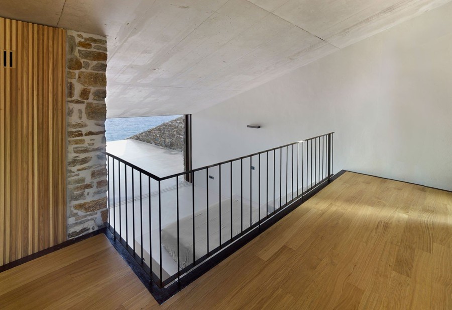 Αποδράστε σε μια άκρως εντυπωσιακή και ιδιαίτερη κατοικία στη Σέριφο με τίτλο, nCAVED- Φωτογραφία 2