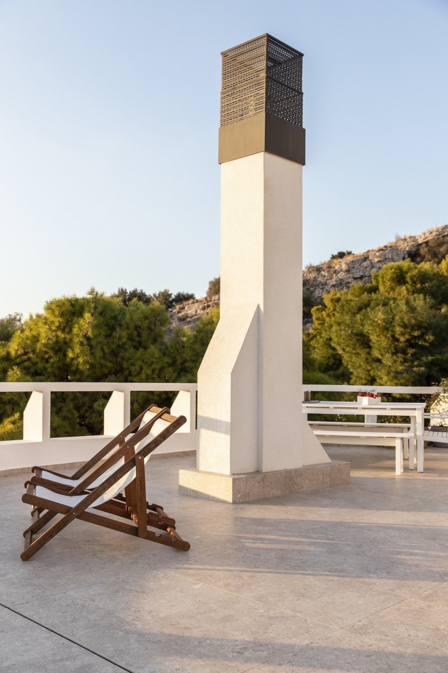 Joie de Vivre: Η αρχιτέκτονας Στέλλα Δημητριάδου μάς υποδέχεται στο σπίτι της στη Βουλιαγμένη και μιλάει για το νέο της project Synama- Φωτογραφία 11