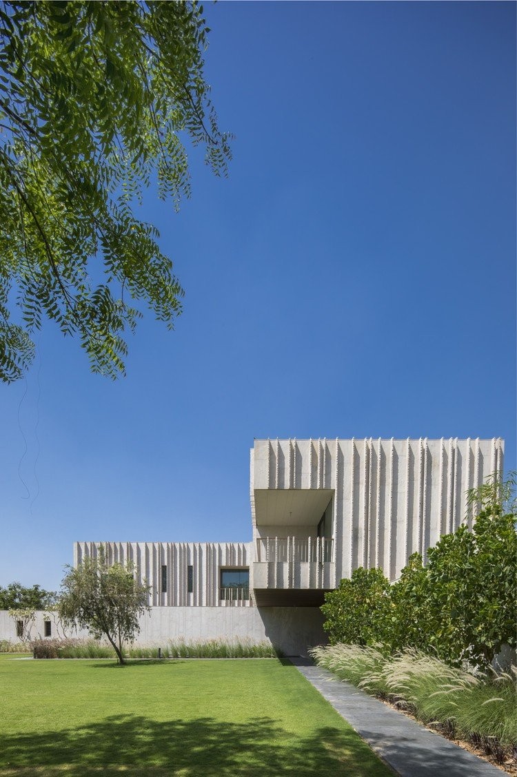 The house of secret gardens: Μια πολυτελής κατοικία που συνδέεται άμεσα με τη φύση- Φωτογραφία 1