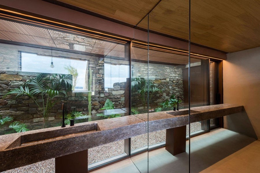 Αποδράστε σε μια άκρως εντυπωσιακή και ιδιαίτερη κατοικία στη Σέριφο με τίτλο, nCAVED- Φωτογραφία 6