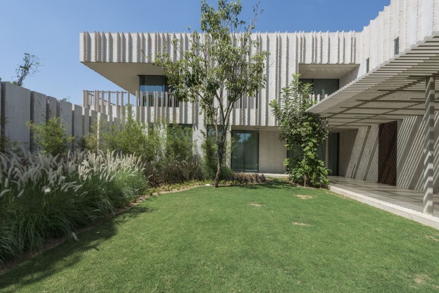 The house of secret gardens: Μια πολυτελής κατοικία που συνδέεται άμεσα με τη φύση- Φωτογραφία 9