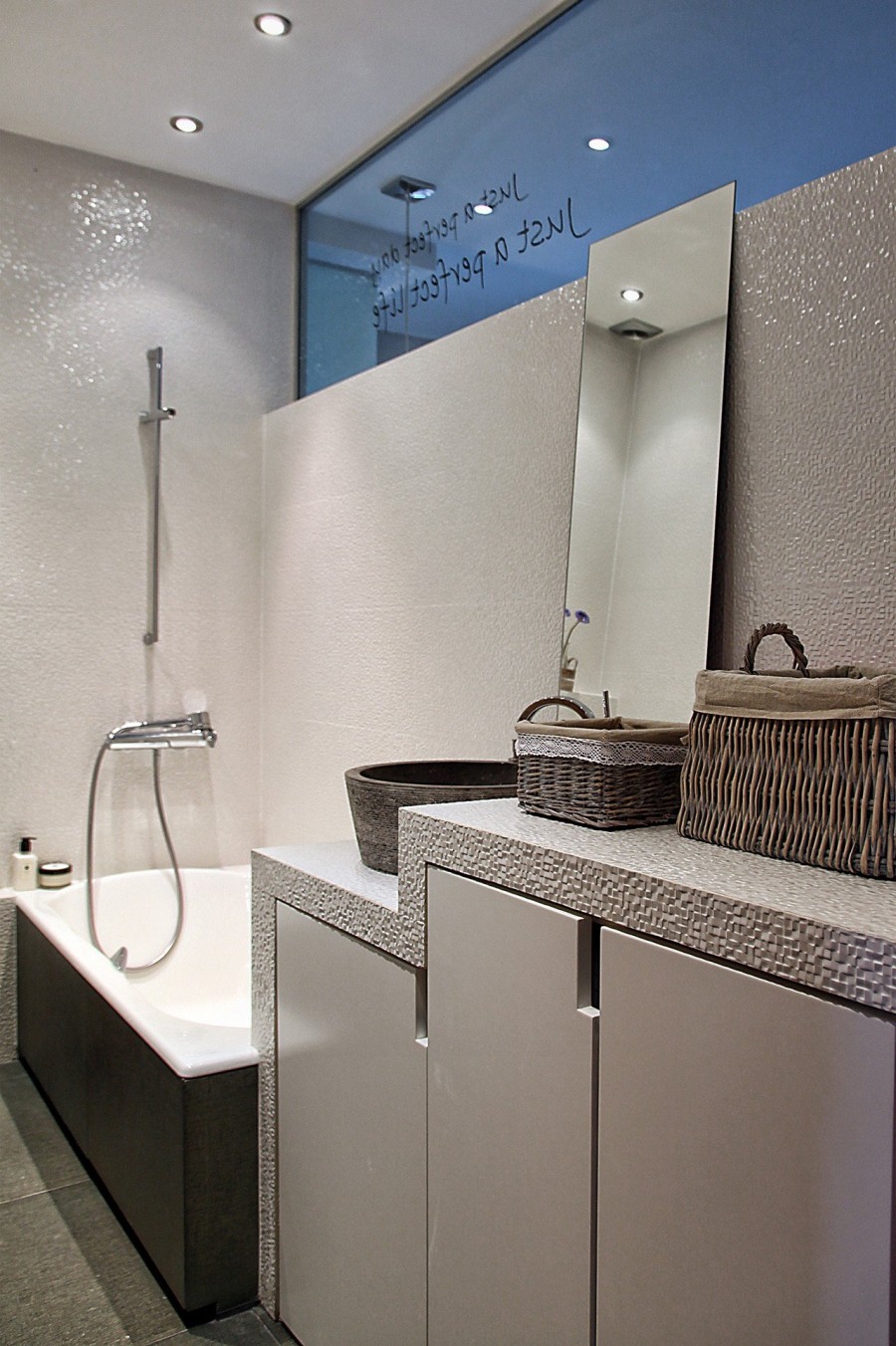 Μια μονοκατοικία στο Πανόραμα Θεσσαλονίκης αποκτά νέα πνοή και σύγχρονο χαρακτήρα - Φωτογραφία 6