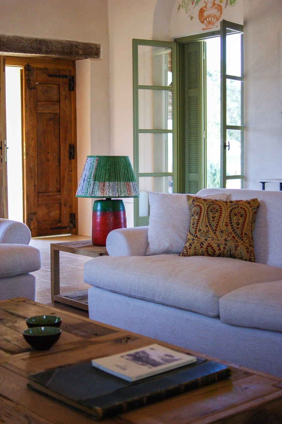 Μια πέτρινη κατοικία στη Μάνη που αντλεί έμπνευση από τα φυσικά χρώματα του μοναδικού τοπίου της περιοχής- Φωτογραφία 19