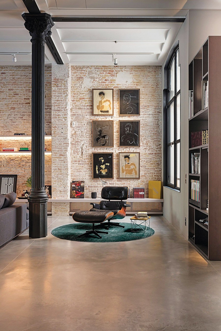 Loft Bures Q: Ένα εξαιρετικό παράδειγμα σύγχρονης κατοικίας που διαμορφώθηκε σ’ ένα ιστορικό αρχιτεκτονικό κέλυφος στη Βαρκελώνη- Φωτογραφία 1