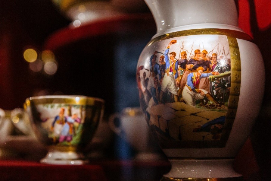 Απολαύσετε αρχαία αριστουργήματα να «συνομιλούν» με τις νεοκλασικές εκδοχές τους μέσα στο Μουσείο Κυκλαδικής Τέχνης- Φωτογραφία 9